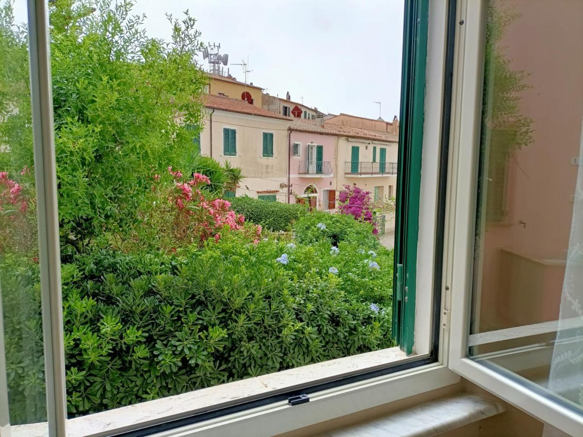 La Terrazza Nel Cuore Di Capoliveri מראה חיצוני תמונה